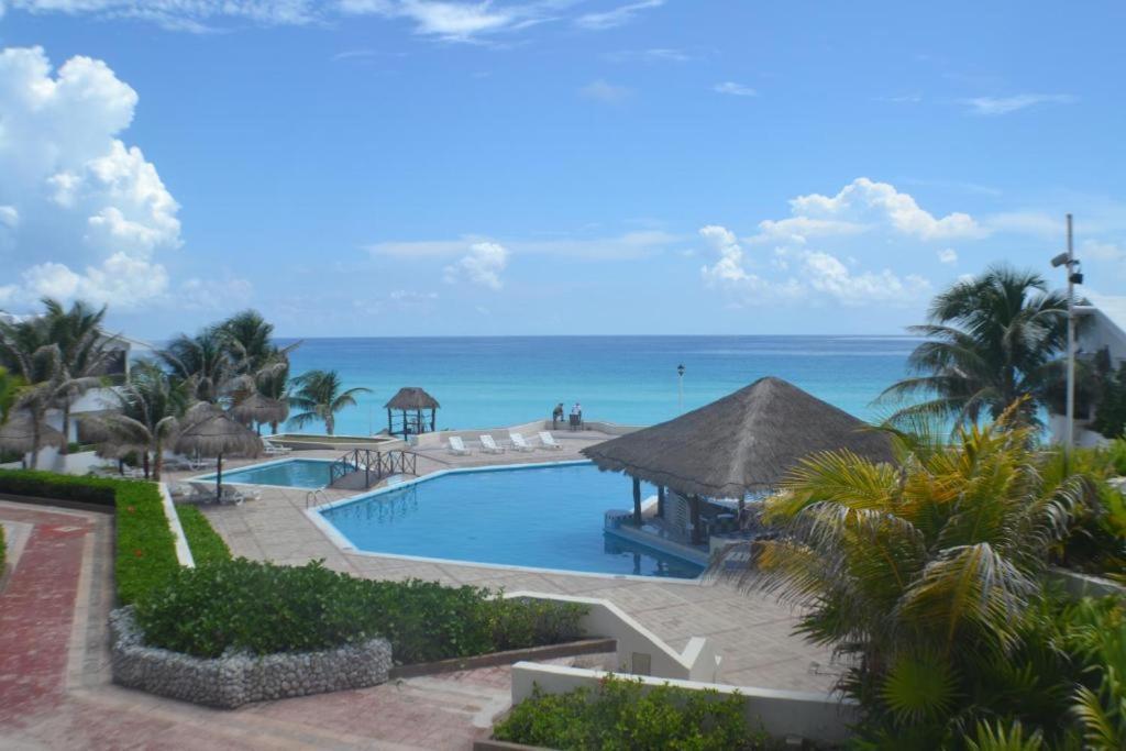 Departamentos Al Lado Del Mar En Zona Hotelera Cancún Exterior foto