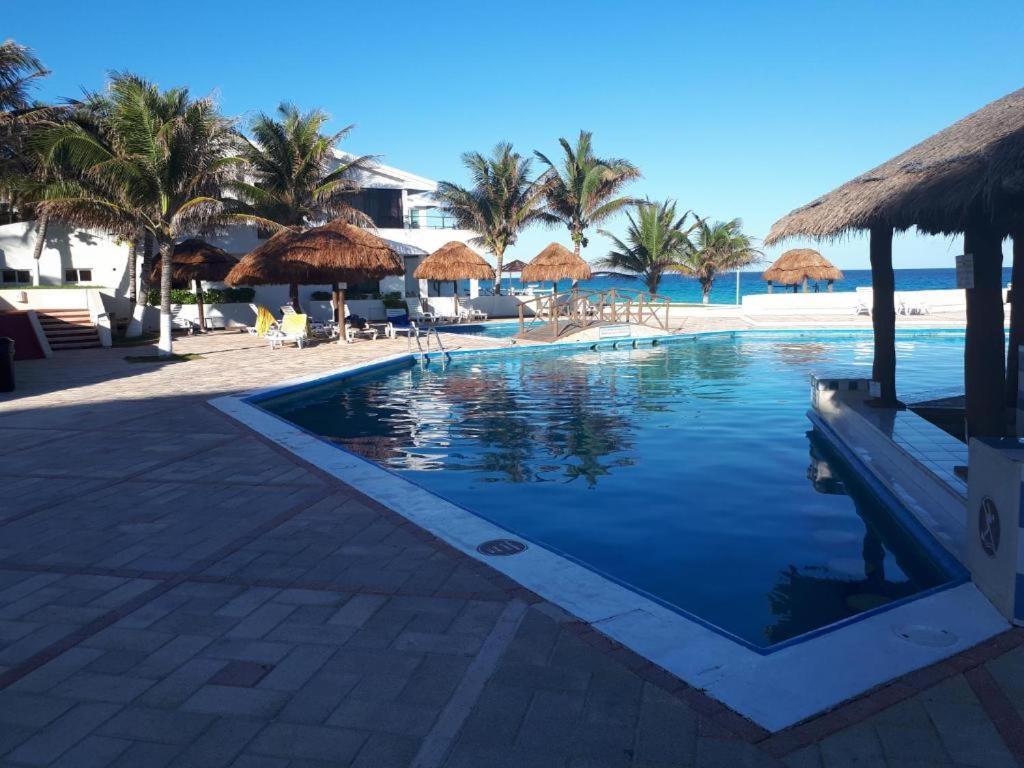 Departamentos Al Lado Del Mar En Zona Hotelera Cancún Exterior foto